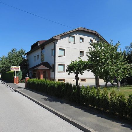 Rooms And Apartments Panker Moravske-Toplice Rom bilde